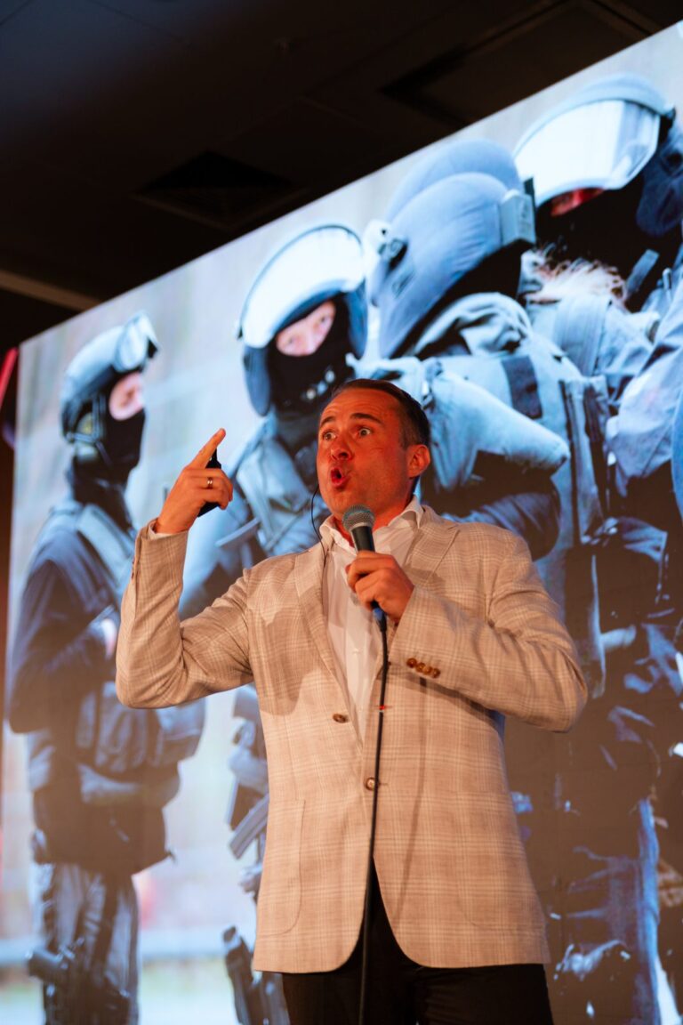Business Standupтур Оскара Хартманна «ОХОТА ЗА ЕДИНОРОГАМИ», фото 29