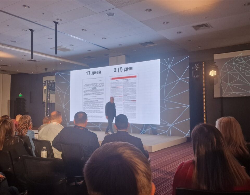 Business Standup-тур Оскара Хартманна в Новосибирске